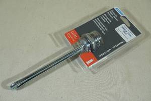 lot 145 image: Camco 2000W 120V Screw-In Water Heater Element