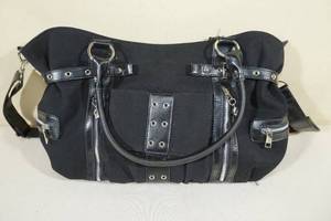 lot 155 image: Lost Queen Purse