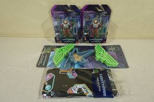 lot 169 image: 2 Buzz Lightyear Action Figures with Table Cloth & Silcone Molds