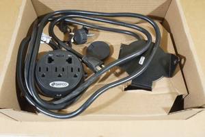 lot 183 image: Safco Clamp-On Power Module, Black