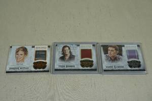 lot 248 image: Country Music Insert Cards - Jennifer Nettles, Tyler Hubbard, Scotty McCreery