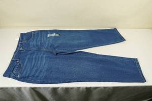 lot 261 image: High Rise Mom Jeans -Size 17