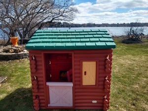 lot 1D image: Little Tikes Log Cabin Outdoor Playset