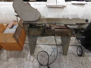 lot 10 image: Heavy Duty Tru-Band Saw