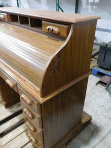 lot 43 image: Roll Top Desk - 49.5 (w) x 22 x 47.5(h)