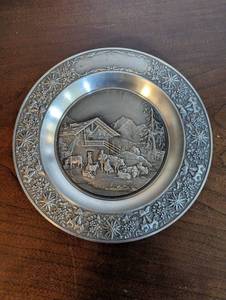 Metal Decorative Plate