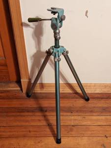 Vintage Graflex Inc. Tripod