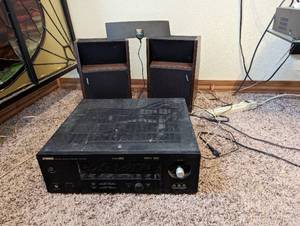 Pair Of Bose Speakers And A Yamaha Receiver