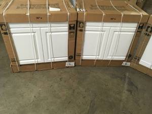 Lot of Kitchen Cabinets Customer Returns See Pictures