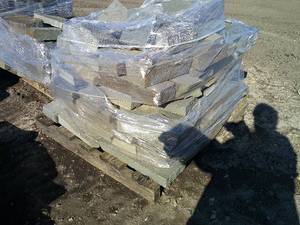 LAKESIDE BLUESTONE WALL STONE
