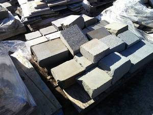 LAKESIDE BLUESTONE WALL STONE