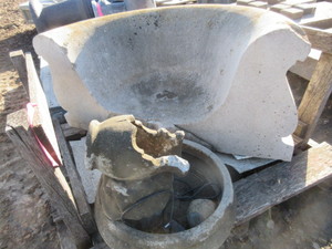 LIMESTONE PLANTER AND SMALL FOUNTAIN