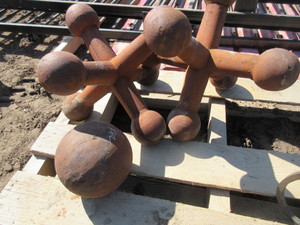 BALL AND JACKS LANDSCAPE SCULPTURE