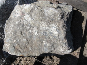WATER FEATURE BOULDER