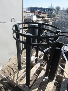 HEAVY METAL TABLE BASE OR DECORATIVE STAND