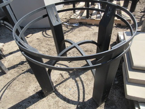 HEAVY METAL TABLE BASE OR STAND