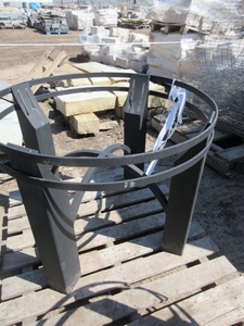 HEAVY METAL TABLE BASE OR STAND