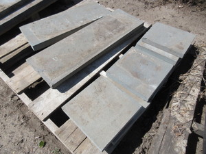 BLUESTONE PIECES