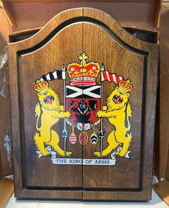 lot 23 image: King Of Arms Dart Board Set (No Darts)