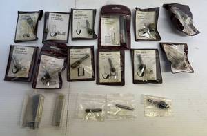 lot 102 image: Group Of Misc. Router Bits 6 NIB