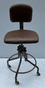 lot 141 image: Vintage Swivel Shop Chair With Foot Rest