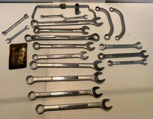 lot 98 image: Group Of Misc. Wrenches Mostly Craftsman