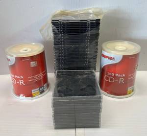 lot 156 image: 200 Blank Comp USA CD-R Recordable Discs & Cd Holders