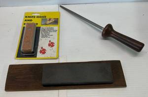 lot 169 image: Group Of Misc. Vintage Knife Sharpeners Including Sharpening Stone (With Corner Chip)