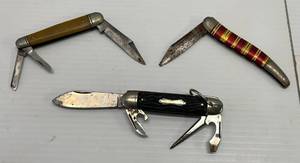 lot 173 image: Group Of Vintage Pocket Knives