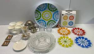 lot 218 image: Group Of Vintage And New Misc. Glassware And More