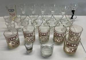 lot 221 image: Group Of Vintage Glassware Including Arts Private Bar