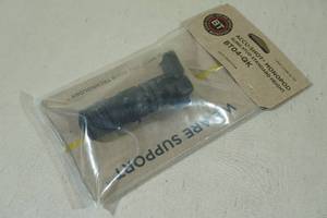 lot 24 image: BT Atlas Accu-Shot BT04-QK Sling Stud Standard Height Monopod