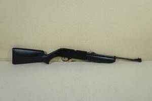 lot 46 image: Crosman 760 Pumpmaster Pump Action Pellet Rifle