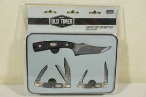 lot 53 image: Schrade Old Timer Limited Edition Knife Gift Set in Tin