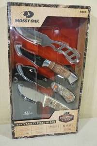 lot 58 image: Mossy Oak 4PK Variety Fixed Blade Knife Set