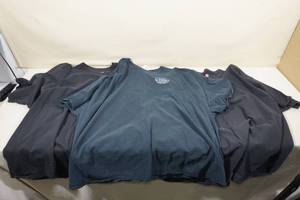 lot 80 image: Size 4XL GunPatriotic T-Shirts