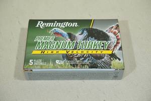 lot 104 image: 5 Remington Premier Magnum Turkey 12 Gauge 3 4 Shot Shotshells