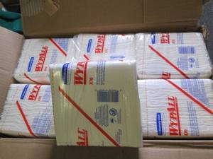 case of uline wypall x70 12 package...