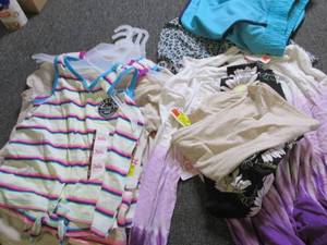 lot of new girls clothes mostly siz...