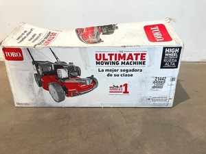 Toro 22 in. Recycler Briggs & Stratton High Wheel FWD Gas Walk Behind Self Propelled Lawn Mower with Super Bagger