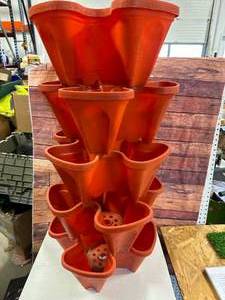 Lot of 5 Stackable Planters