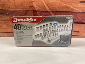 Duramax 40pc � & 38  Socket Set