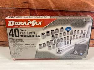 Duramax 40pc � & 38  Socket Set