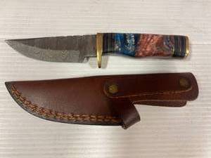 Custom Made Damascus Knife with Leather Sheath 8 Inches