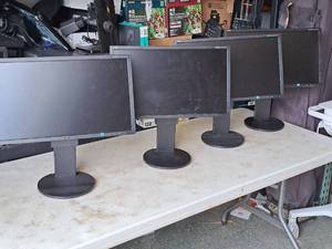 lot 33 image: Lot of (4) NEC MultiSync EA224WMi 24 LCD Computer Monitor