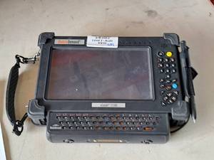 lot 30 image: MobileDemand xTablet T7200 Tablet
