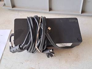 lot 81 image: Lot of (4) Dell WD19DC Docking Stations