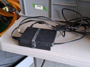 lot 93 image: Lot of (5) Dell WD15 Docking Stations
