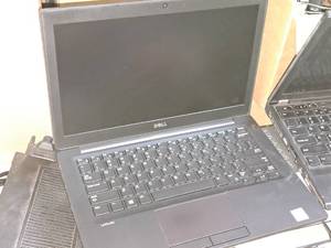 lot 202 image: Dell Latitude 7280 12 Laptop Computer
