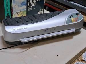 lot 228 image: GBC HeatSeal H425 Personal Laminator